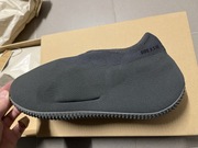 Yeezy Knit rnr Adidas