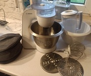 Robot planetarny Bosch Mum