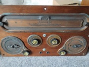 Radio z USA Radiola 26 