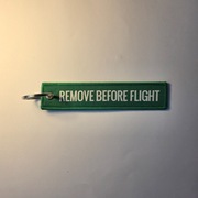 Haft REMOVE BEFORE FLIGHT brelok