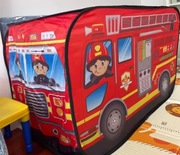 Składany namiot dziecięcy - wóz strażacki