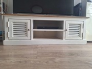 Szafka rtv z drewna Belldeco