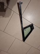 Szyna szyby drzwi  prawy przód RENAULT CLIO IV 43R004025 2018r