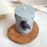 Rzeźbiona filarowa świeca sojowa| świerk, jabłko | 200g | rękodzieło 