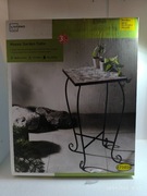 Dostawiany stolik z mozaiką kamienną