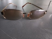 Okulary przeciwsłoneczne damskie i męskie z lat 2000