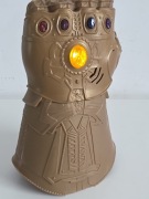 Marvel Avengers rękawica nieskończoności Thanosa Hasbro