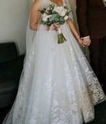 Suknia ślubna princeska, haftowane kwiaty rozmiar m