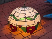 Lampa witrażowa wisząc w stylu Tiffany do renowacji