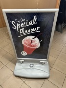 POTYKACZ  STOJAK REKLAMOWY DWUSTRONNY ALUMINIOWY OWZ 50x70