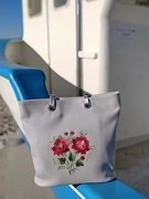 TOREBKA Z MOTYWEM KWIATOWYM NA RAMIĘ