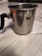 Garnek do gotowania mleka 