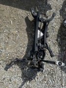 MAZDA 3 SEDA 2013-218 zawieszenie tył kołyska wózek sanki wahacz zwrotnica