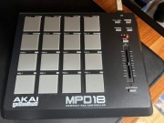 AKAI MPD18 drum pad