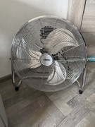 Wentylator podłogowy Eberg