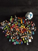 Mix zabawek dla chłopca 193 sztuki. 