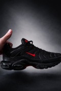 Buty Nike air max plus tn black red 40 EU