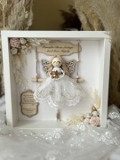 Pamiątka Chrztu Świętego I Komunii Anioł Stróż w gablotce boho dekoracja