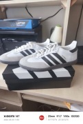 Buty męskie Adidas Samba w rozmiarze 43.