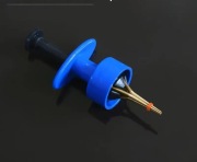 Przyrząd do gumek, pęczkowania przynęt na haczyku + 50 gumek