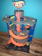 TOR SAMOCHODOWY ZAKRĘCONY MEGAGARAŻ HOT WHEELS