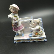 Figurka porcelana  nr 6