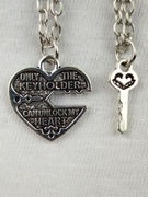 Naszyjniki dla pary na prezent serce