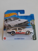 Hot Wheels Alfa Romeo GTV6 3.0 biały