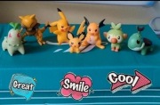 Zestaw kolekcjonerski h figurek Pokemon