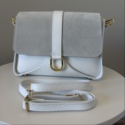 Włoska skórzana torebka CAPRI – Vera Pelle – Biała Suede – Nowa