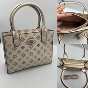 Torebka damska Mai Mai kuferek beżowa elegancka klasyczna