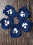 Bratki granatowe na szydełku kordonek zestaw