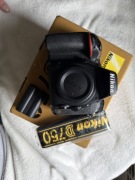 Nikon D750 + GRIP, Baterie 