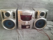 Wieża Panasonic SA-AK210, z głośnikami