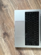 MacBook Pro m3 16/512
