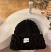 Czapka Pier One prążkowana unisex czarna 