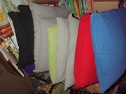 Poduszki 46x46 cm, dekoracyjne w poszewkach, różne kolory