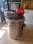 Kremownica, Urządzenie do kremowania miodu Łysoń 