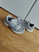 Sprzedam buty, firma Asics, rozmiar 40, wkładka 25,5cm. 