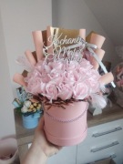 Podziękowanie dla matki chrzestnej flowerbox z różami mydlanymi 