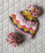 Next czapka zimowa z pomponami chevron 