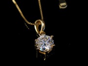 Srebrny naszyjnik z zawieszką z 1crt  Moissanitem pozłacany 