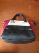 Bordowo-czarno-biały kuferek torebka New Look 