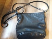 Torebka damska listonoszka - LAURA BIAGGI - skóra czarna