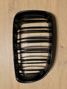 Atrapa Nerka Grill BMW E81 E82 E87 lift prawa