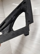 Mercedes-Benz A2058110198 uszczelka lusterka lewa