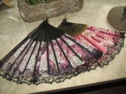 Dwa wachlarze, materiał, złocenia, lata 80te.