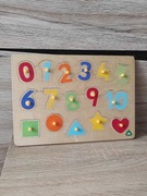 Drewniane puzzle cyfry i kształty