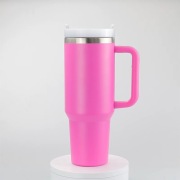 Różowa butelka termiczna z uchwytem i słomką 1200ml