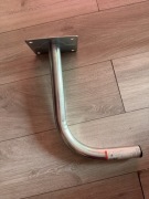 Wspornik ścienny kolanowy do anten 38 mm TV/SAT/GS uchwyt antenowy